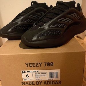 Authentic Yeezy 700 v3 dark glow